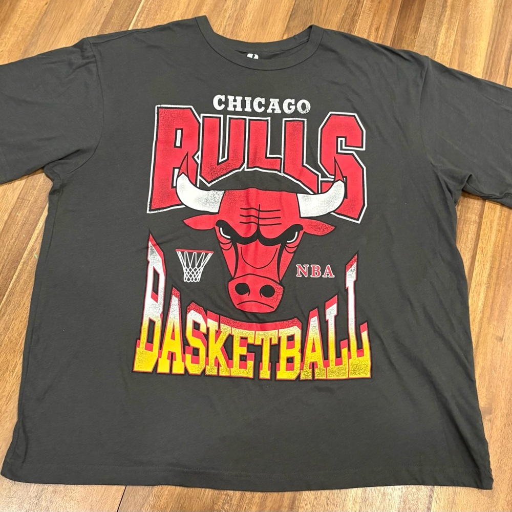 Chicago Bulls Oversized Graphic NBA T Shirt XL